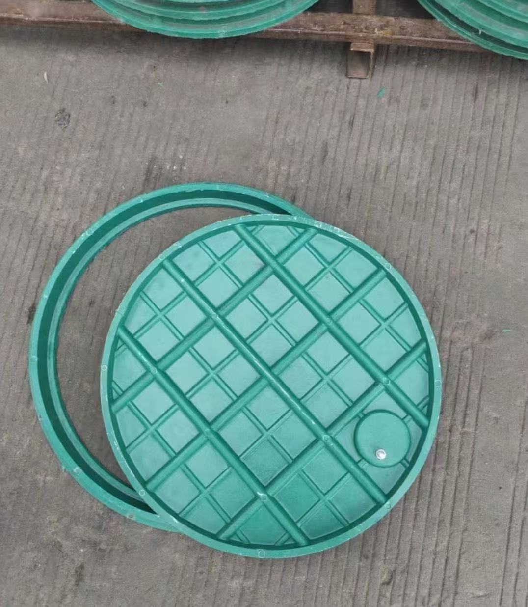 复合树脂井盖